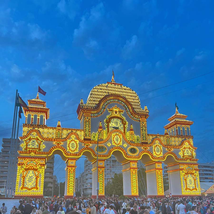 puerta feria abril sevilla